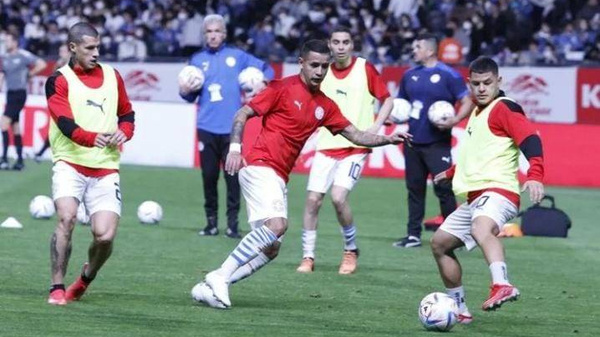 Crónica / Le llueven las críticas a Alán Benítez