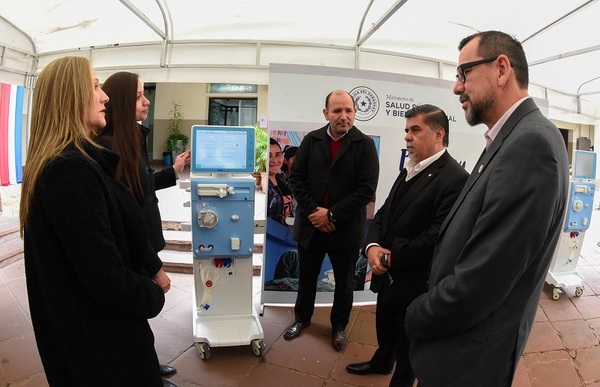 Nuevos equipos para hemodiálisis optimizarán establecimientos de salud