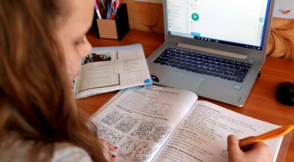 Alumnos volverán a clases virtuales desde la próxima semana - Noticiero Paraguay