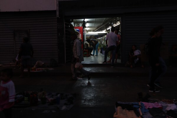 Comerciantes de Venezuela exigen que se resuelva la crisis de los servicios - MarketData