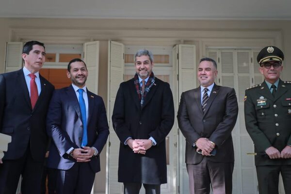 Mario Abdo se reunió con Ministro del Interior colombiano sobre caso Pecci | OnLivePy