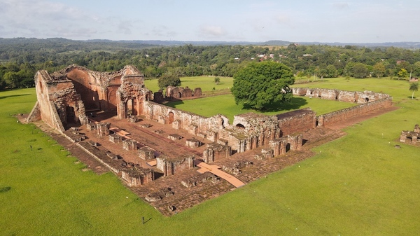 Constantes capacitaciones para recibir a turistas en distritos de Itapúa