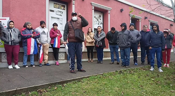 Supervisora amenaza a padres y docentes de la Escuela de Blas Garay, denuncian  - Noticiero Paraguay