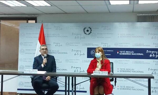 MEC anuncia que clases virtuales quedan como “recomendaciones” ante ola de críticas