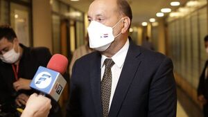 Óscar Salomón es reelecto como presidente de la Cámara de Senadores