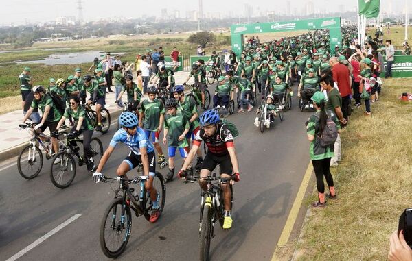 Invitan a celebrar el Día de la Bici con paseos, yoga y ferias - Nacionales - ABC Color