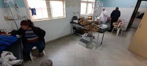 Servicio pediátrico saturado por pacientes con enfermedades respiratorias en Coronel Oviedo - Nacionales - ABC Color