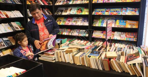 La Nación / Cargados últimos días de la Feria Internacional del Libro