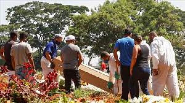 Covid: Brasil registra 130 muertes en 24 horas