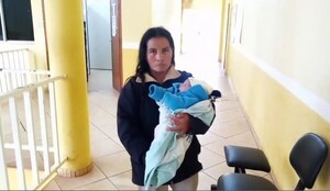 Madre denuncia que tuvo mellizos y le entregaron solo un bebé en Franco - Noticiero Paraguay