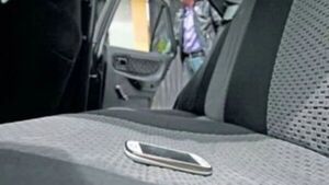 Anteojos y celus, los objetos que más olvidan los paraguayos en Uber