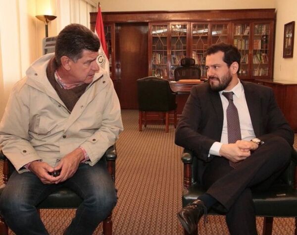 El presidente del PLRA visitó al nuevo ministro del TSJE, César Rossel