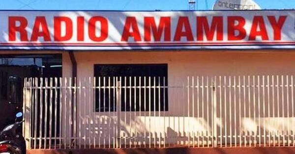 La Nación / Hallan panfleto en radioemisora