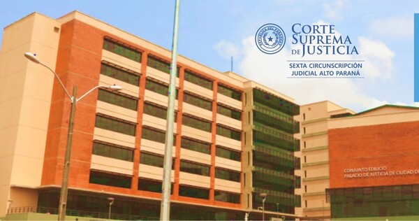 Juicio oral de madre que denunció acoso escolar y terminó querellada inicia hoy - La Clave