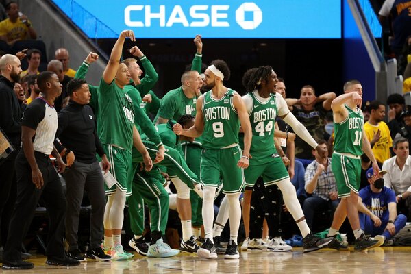 Con una épica remontada, Boston se adelanta 1-0 a Warriors en las Finales de NBA