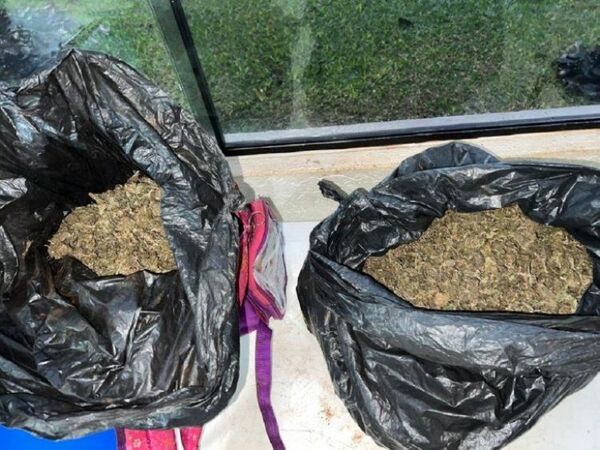 Pedro Juan Caballero: Detienen a una pareja con bolsas de marihuana