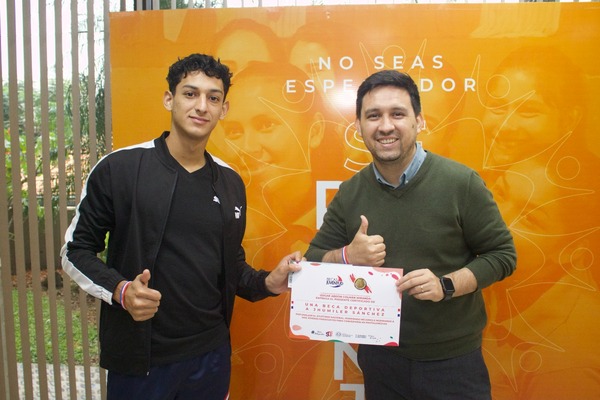 Atleta recibe asistencia de la Secretaría de la Juventud - .::Agencia IP::.