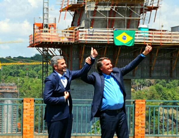 Abdo y Bolsonaro se reunirán en Itaipú a las 13:30, según la agenda presidencial - Nacionales - ABC Color
