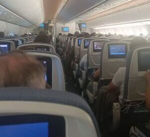 Desvían vuelo de Madrid - Asunción por muerte de un pasajero