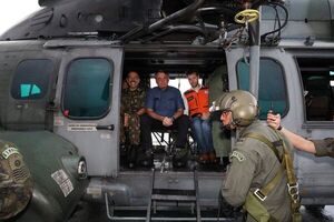 Bolsonaro dice que puede ir “a la guerra” por la “libertad” de los brasileños - Mundo - ABC Color
