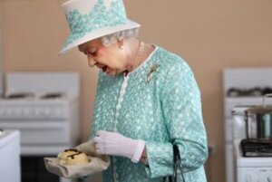 Reina Isabel II con el chipa guasú entre sus platos favoritos