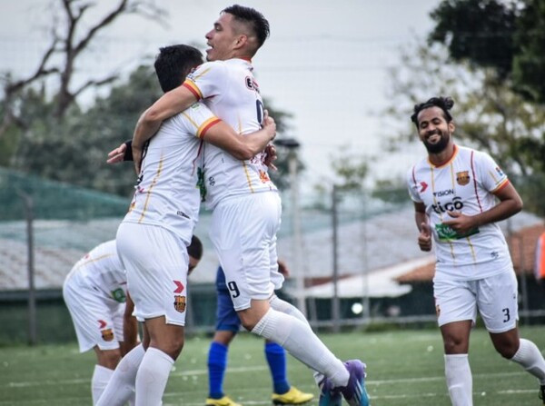 Sport Colombia volvió a sumar de tres - APF