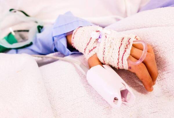 Crónica / Salud de vuelta sin camas en terapia intensiva para niños