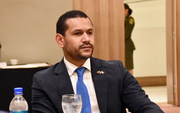 'Cuando atentan contra un paraguayo, atentan contra un colombiano', resaltó ministro del Interior de Colombia