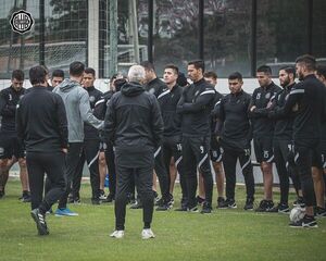 Julio César Cáceres y toda la actualidad de Olimpia - Olimpia - ABC Color