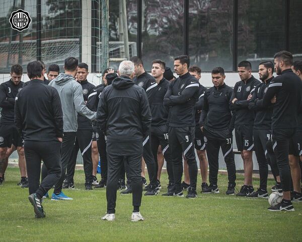 Julio César Cáceres y toda la actualidad de Olimpia - Olimpia - ABC Color