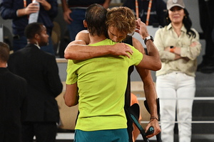 Zverev debió abandonar y Nadal jugará la 14ª final de Roland Garros de su carrera | 1000 Noticias