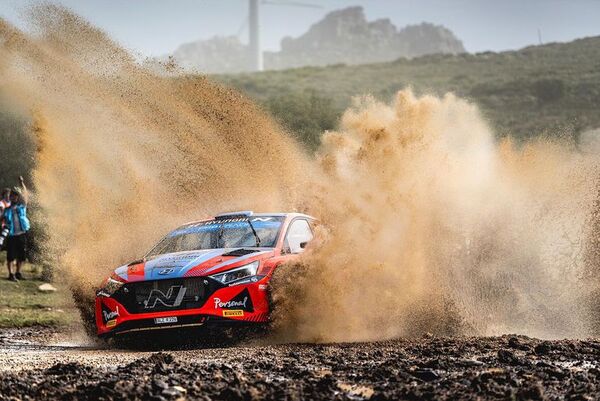 Zaldívar cierra la etapa en el quinto lugar - ABC Motor 360 - ABC Color