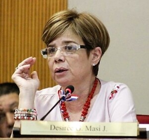 Arremeten contra senadora por criticar a fiscalía sobre tema Cartes, pero calla la corrupción de Marito y caso "Filicóptero" – La Mira Digital