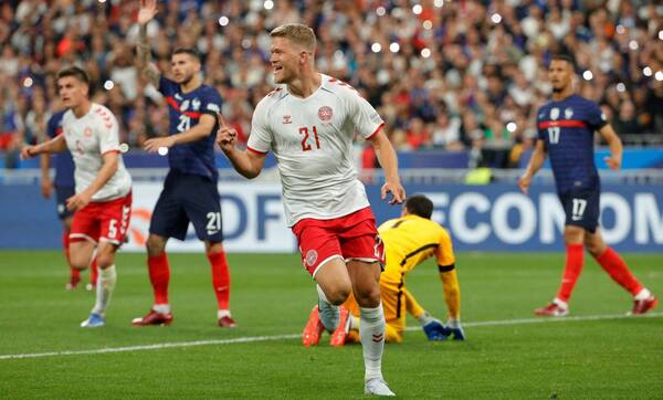 Crónica / Liga de Naciones: Un "Cornelius" le dio su teté a Francia