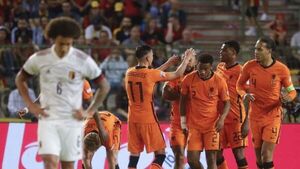 Países Bajos arrolla a Bélgica