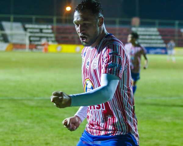 Diario HOY | San Lorenzo se reencuentra con la victoria y se sube a la punta