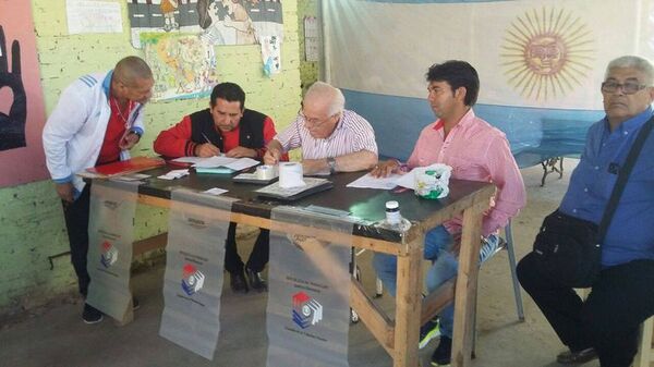 Solo la ANR permitirá a sus afiliados votar en el exterior - Política - ABC Color