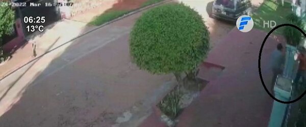 ¡Cobarde! Agreden a joven con capacidad diferente en Ñemby | Noticias Paraguay