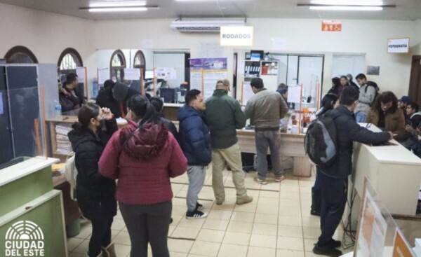 Comuna recibe certificación para impresión de licencia de conducir