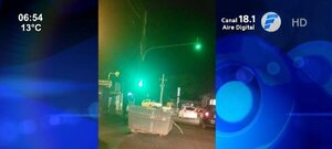 Abandonar contenedor en medio de una transitada arteria en MRA | Noticias Paraguay