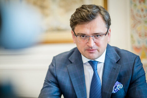 Ucrania critica el pedido de Macron de "no humillar a Rusia" por la guerra - .::Agencia IP::.