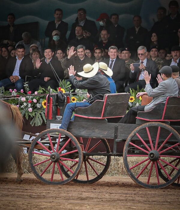 Colonia Neuland celebra su 75º aniversario con la presencia del jefe de Estado - .::Agencia IP::.