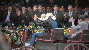 Mario Abdo destaca labor de alemanas que migraron al Chaco