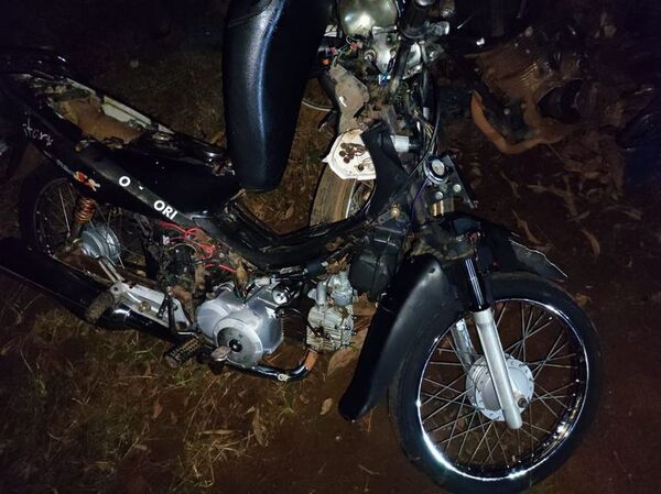 Motociclista sin licencia de conducir chocó contra adulto mayor en Villeta - Nacionales - ABC Color