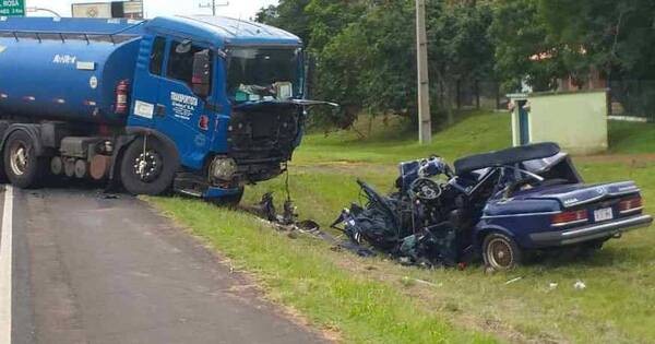 La Nación / Accidente en Misiones deja dos jóvenes fallecidos