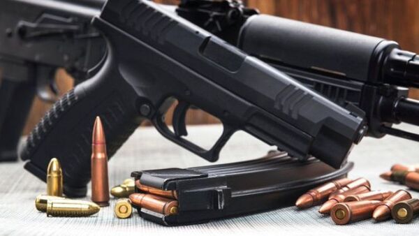 La venta de armas se dispara en Canadá ante planes para congelar su posesión