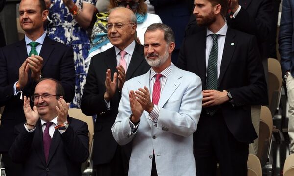 El rey Felipe VI anima a Nadal en las gradas de Roland Garros - El Independiente