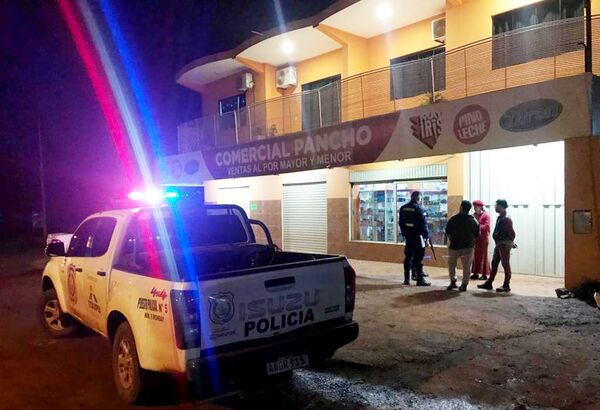 Gavilla asalta minimercado en Ciudad del Este - ABC en el Este - ABC Color