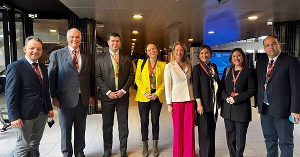 La Nación / Sebastián Villarejo participó de congreso en Europa