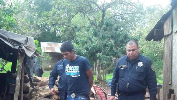 Detienen a hombre por maltratar a su madre que está en silla de ruedas